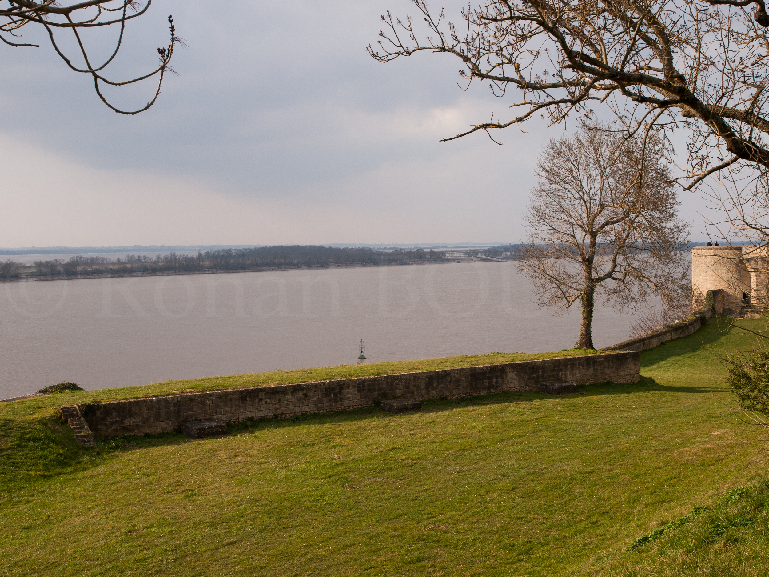 Balade a Blaye, © Ronan Bourhis 2010, 