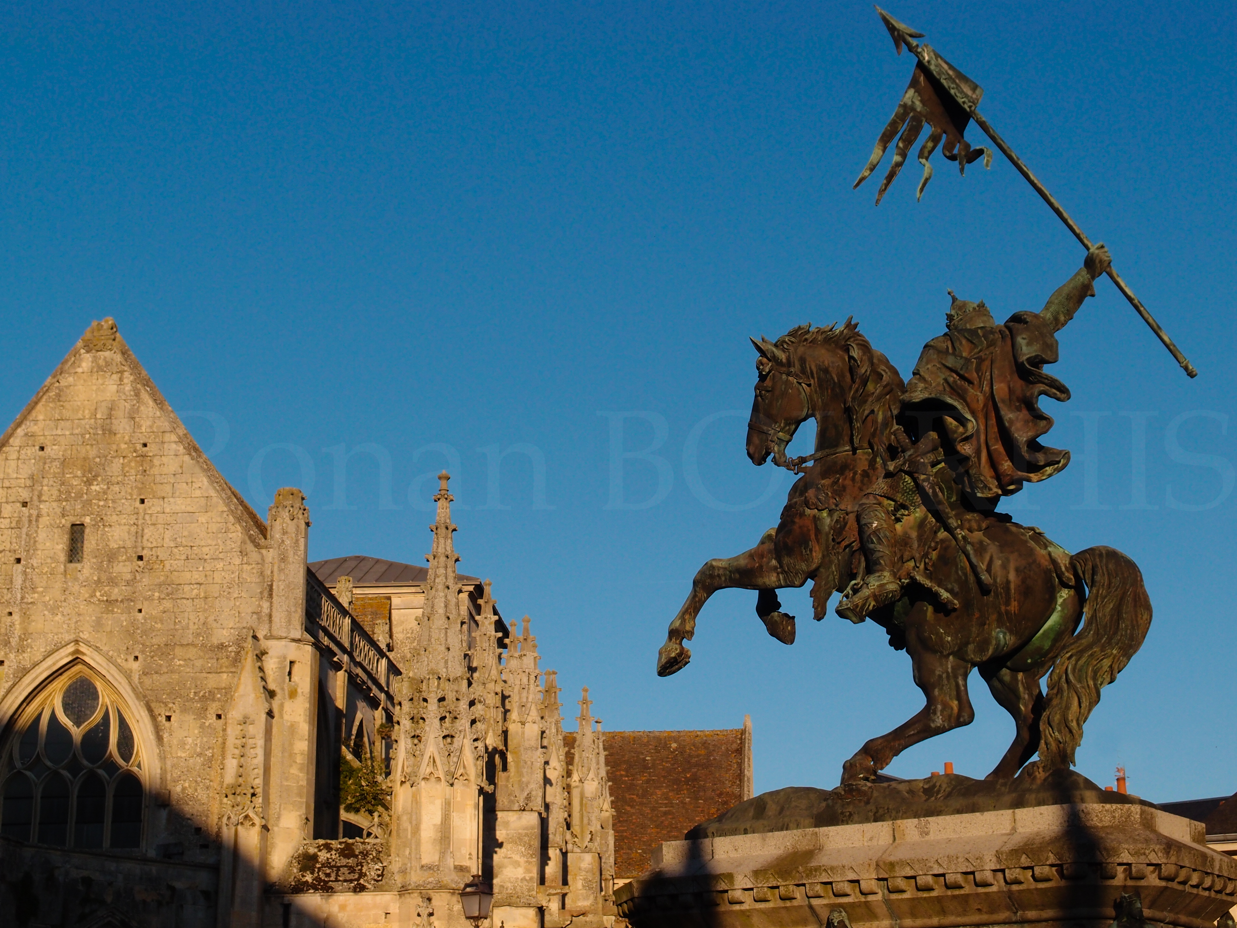 Falaise au couche de soleil, © Ronan Bourhis 2011, 